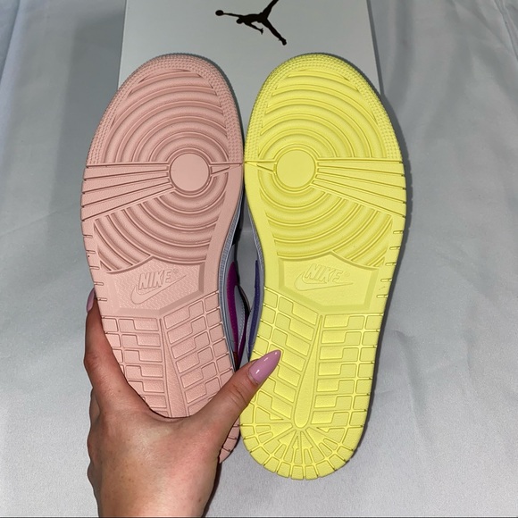 Nike Air Jordan 1 Low Women’s Mismatched 10W 8.5M - Picture 3 of 4